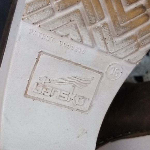 𝅺DANSKO brown clog shors size 36 - Picture 7 of 7